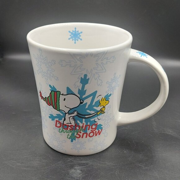 Peanuts Snoopy Woodstock Dashing Through The Snow Holidays Christmas Gibson Mug - Picture 1 of 5